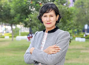 Meddly Leslye Santolalla Robles