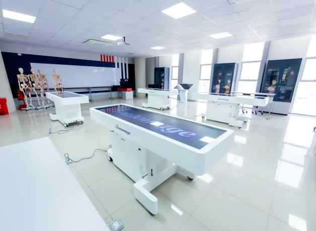 ucv-implementa-nuevos-laboratorios-y-talleres ucv-implementa-nuevos-laboratorios-y-talleres