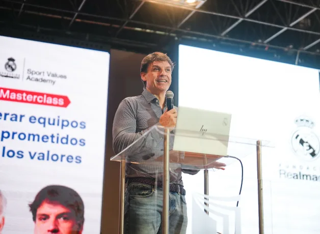 ucv-frm-impulsan-liderazgo-con-valores