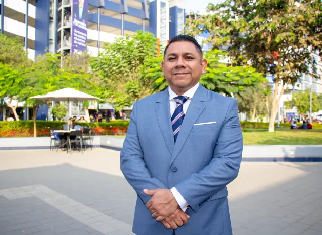 director-de-medicina-es-reconocido-investigador-renacyt