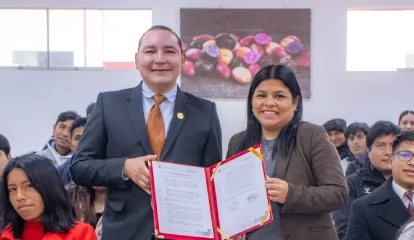 UCV Virtual firma convenio interinstitucional con Instituto Tuinen Star