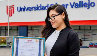 Chimbote: estudiante de la UCV culmina prestigioso programa global de liderazgo de Harvard University